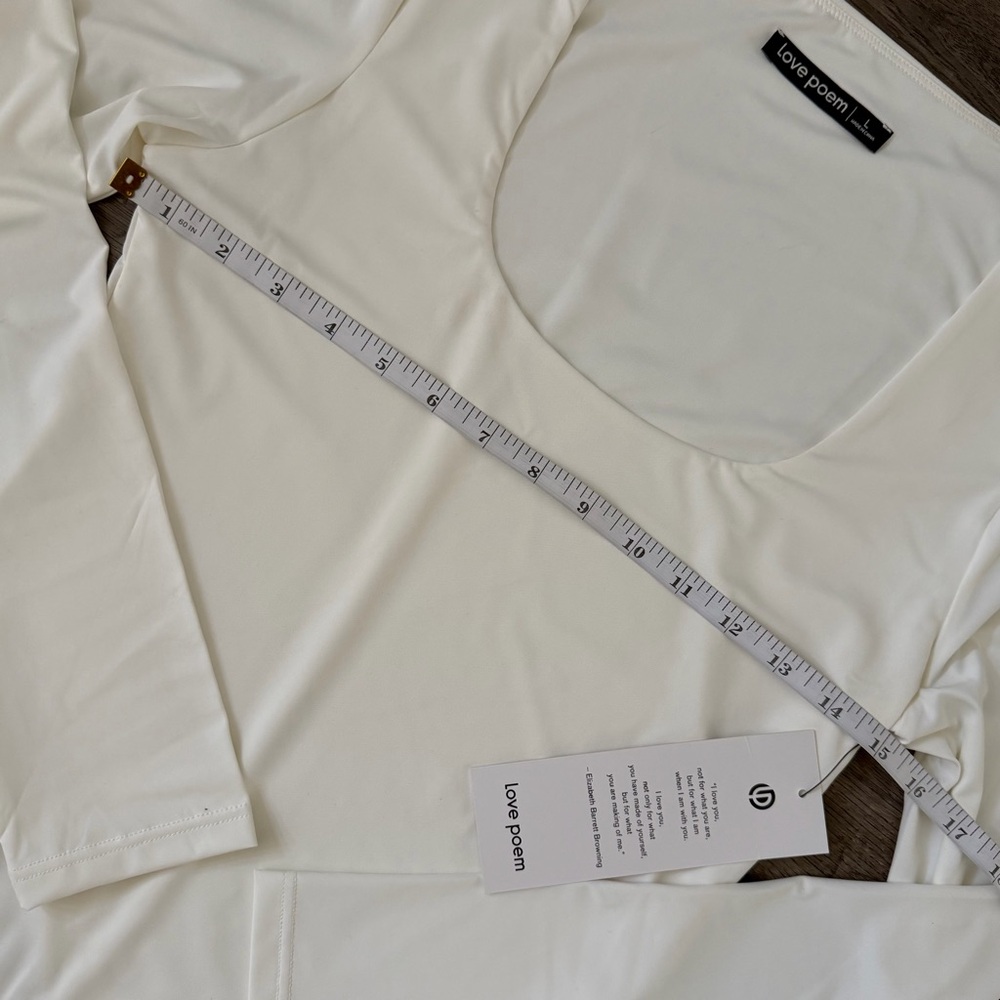 Love Poem White Long Sleeve Scoop Neck Bodysuit Size L NWT Thong Snap Closure - Picture 9 of 11